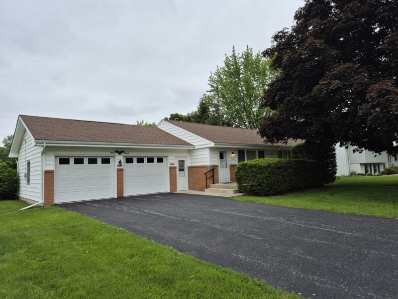 1100 Cherry Ln, Findlay