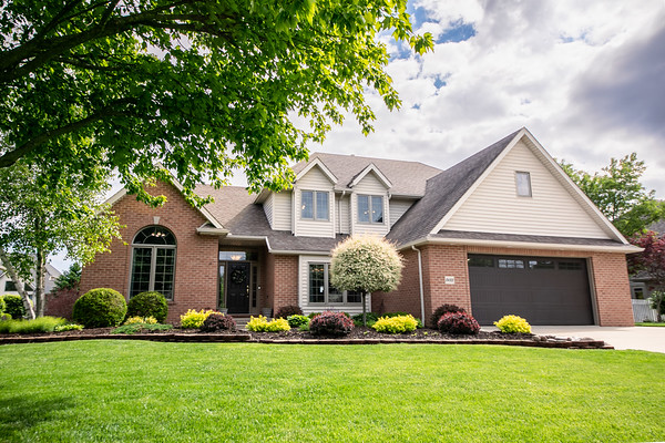 8433 Indian Lake Dr, Findlay